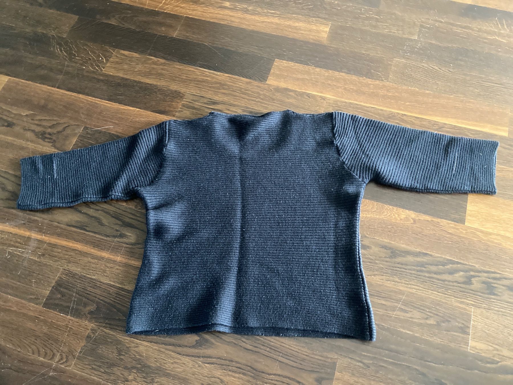 Versace Maglioni & Felpe: Pullover vintage Versace gr. XS 3/4-Ärmel – Usato da Zürich venduto da Bopenyang98765 1