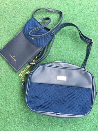 Handtasche mit Handytasche