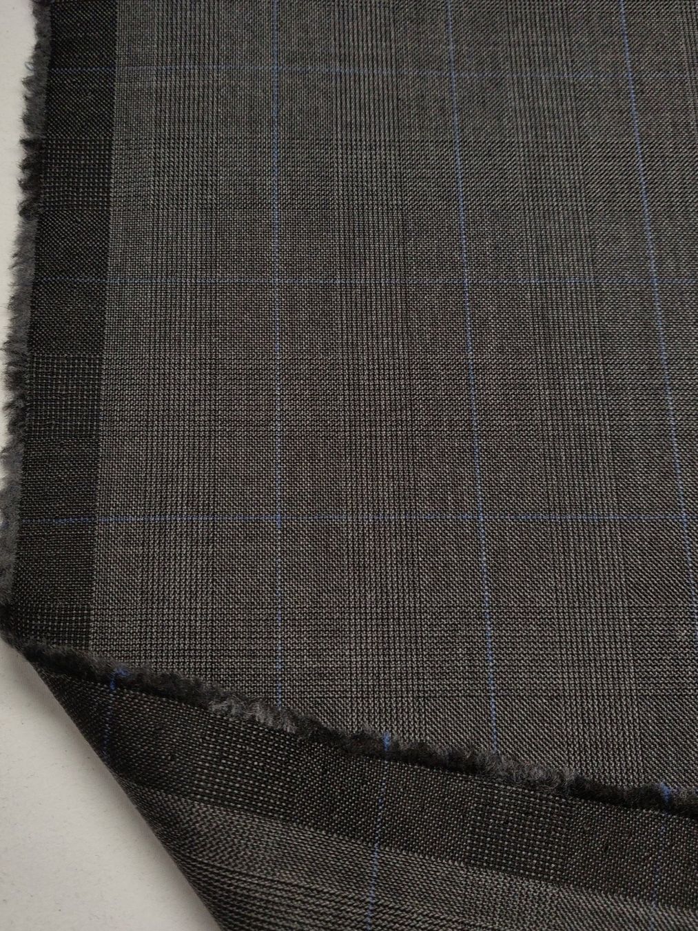 Stoffe: Top Designer  Merino Stoff Elastan 1.57x1.52m grau-lightlblu – Neu (gemäss Beschreibung) aus Lufingen von Voyager7 2
