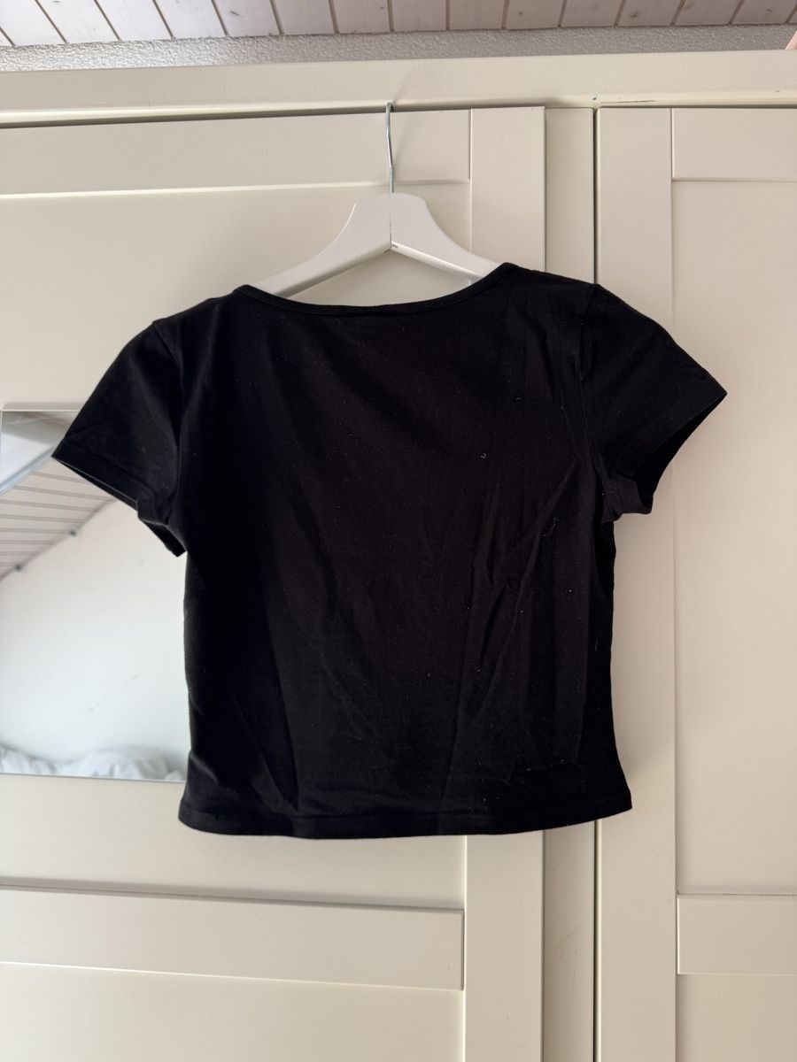 H&M Top: Top – Nuovo (secondo la descrizione) da Turgi venduto da eiiinalem 2