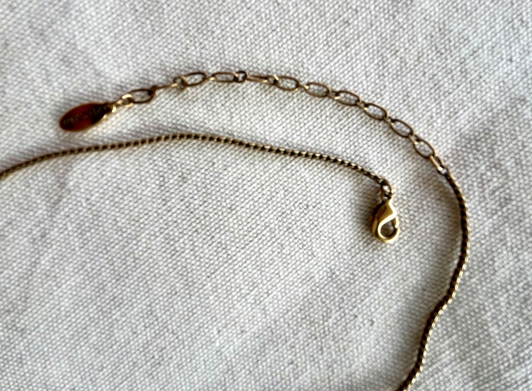 Catenine: Collier à fleurs Pilgrim – Nuovo (secondo la descrizione) da Le Crêt-p-Semsales venduto da staglione69 2