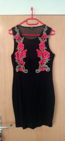 Elegantes schwarzes Kleid mit Stickerei, Gr. L, für den S...