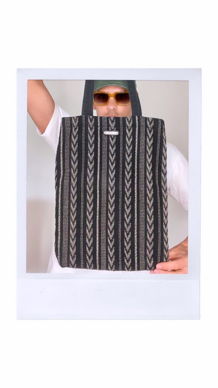 Saint Laurent Borse: saint laurent boho tote – Usato da Zürich venduto da by.mr.evans