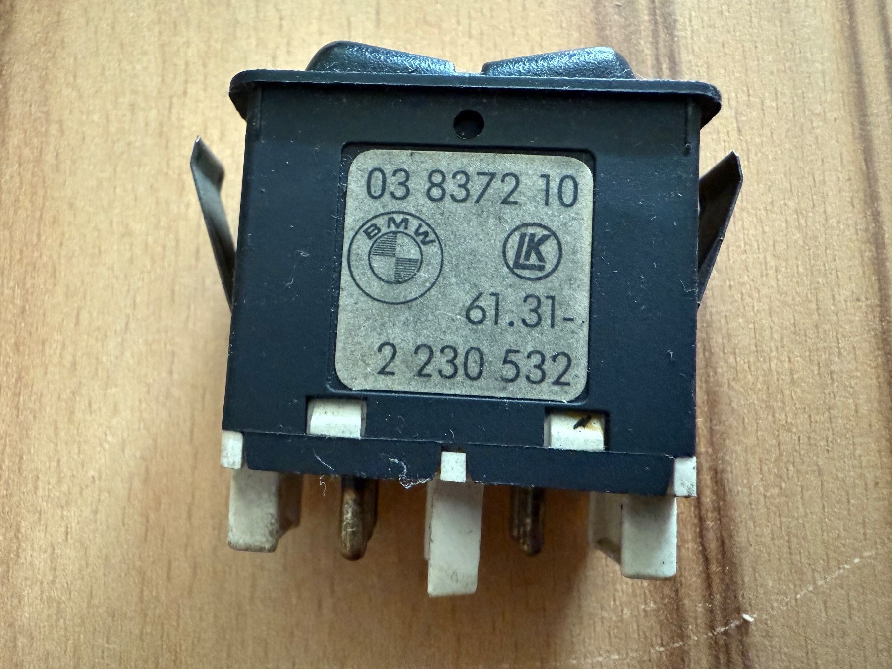 Schalter: BMW E30 Verdeck Schalter Original – Gebraucht aus Winikon von cabriofan01 1