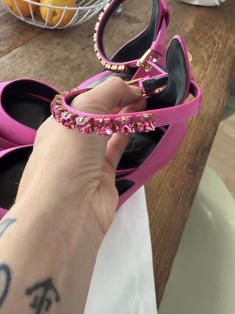 Versace Damenschuhe: Originale Versace Plateau-Pumps Pink Gr. 38.5 – Neu (gemäss Beschreibung) aus Glattpark(Opfikon) von Madametaniouska 7
