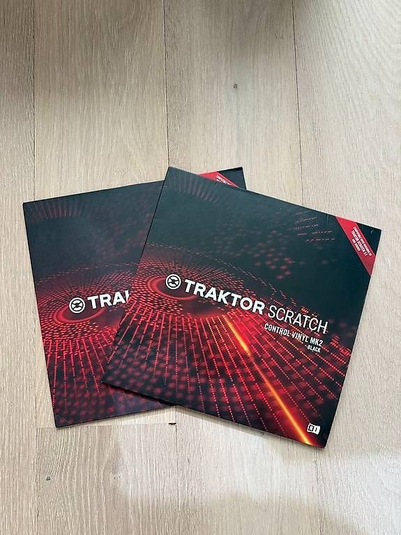 Traktor Attrezzatura per studi di registrazione: Native Instruments Traktor Scratch A6  Komplett-Set inkl. L – Usato da Birmenstorf AG venduto da mkunac 1