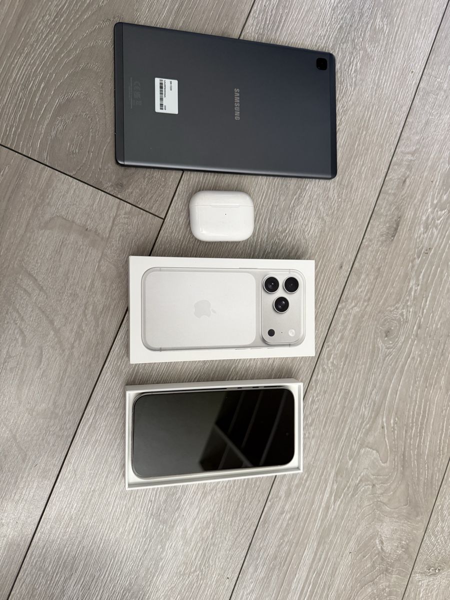 Apple Telefoni cellulari / Smartphones: i phone 15 pro 256 gb weiss – Usato da Schönenwerd venduto da Gabriel710 1