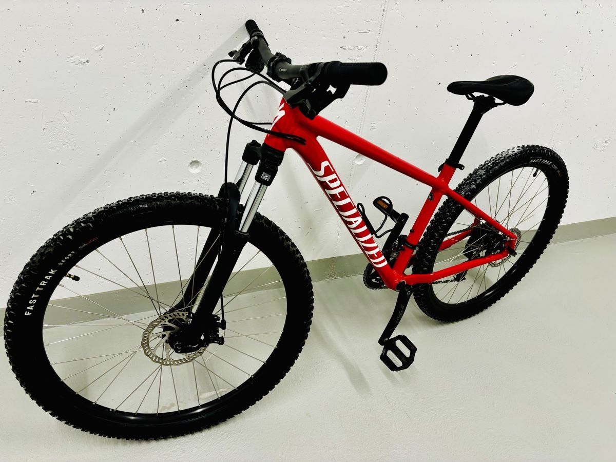 Specialized Velos: Specialized Rockhopper 27.5 L size – Gebraucht aus Bülach von  1