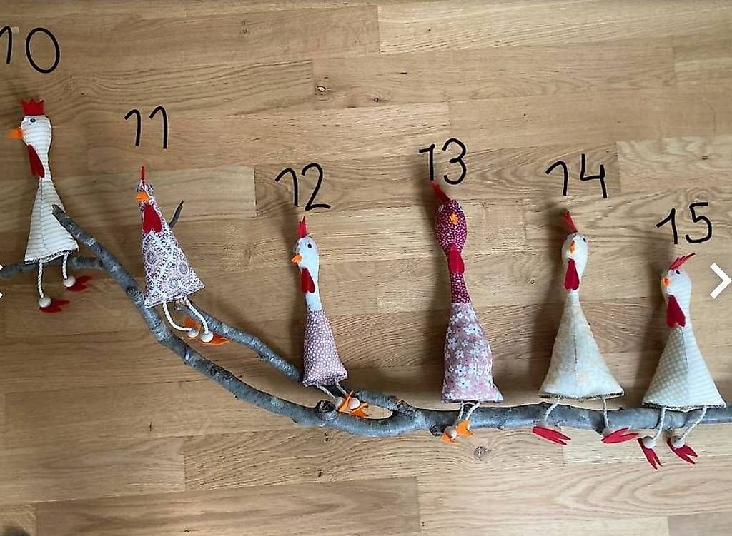Tutte le decorazioni: Stoffhühner – Usato da Chur venduto da Icarolina 1