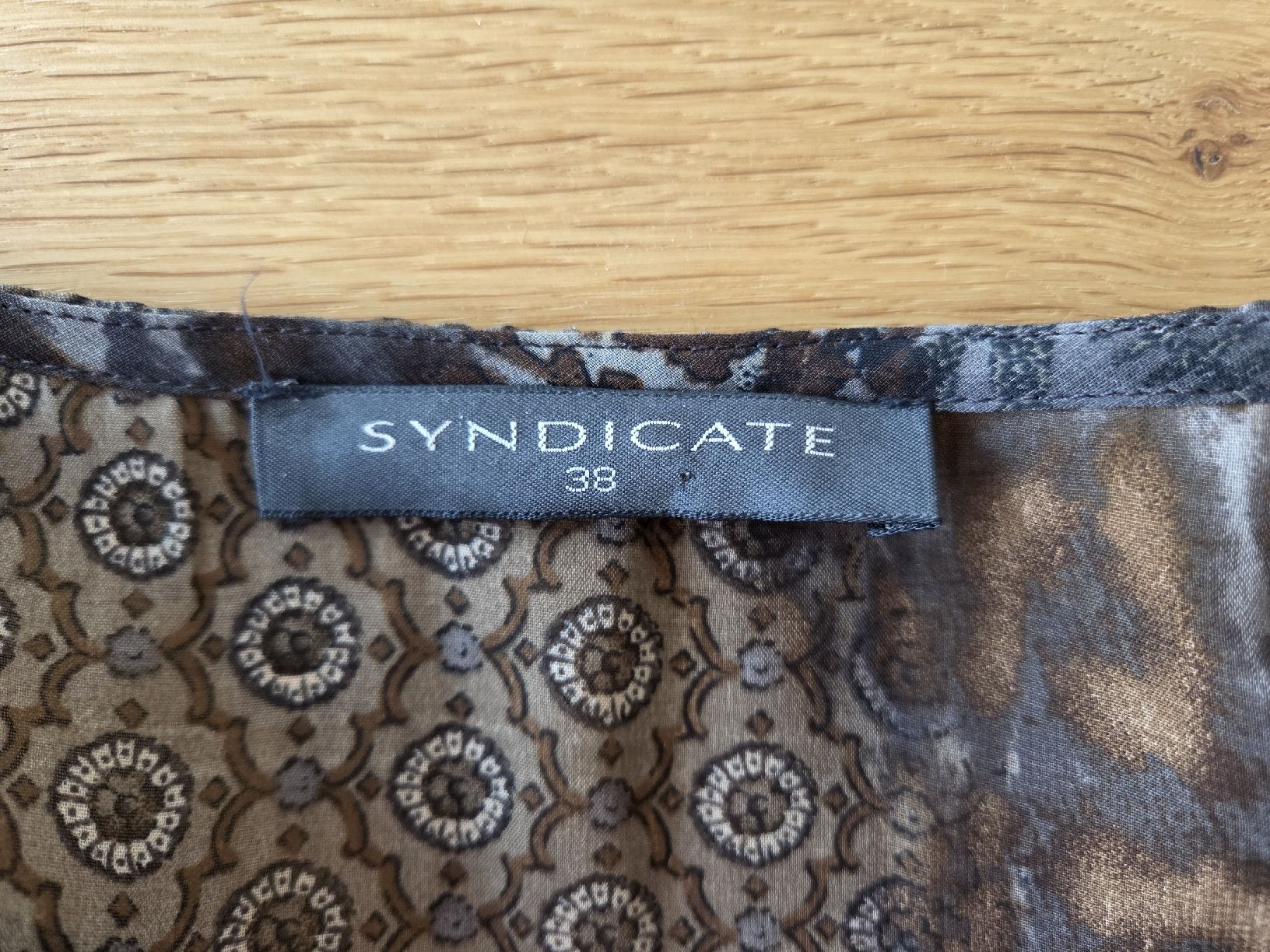 Camicette: Damen Bluse Syndicate braun gemustert Gr. 38 – Usato da Villars-sur-Glâne venduto da richardette 3
