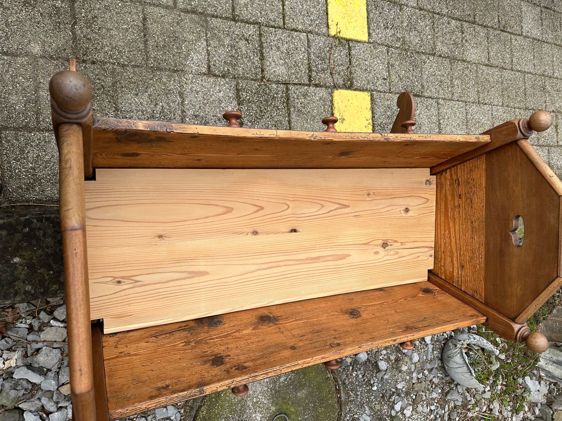 Letti: Antike Holzwiege – Usato da Wittenbach venduto da mar_69t6 7