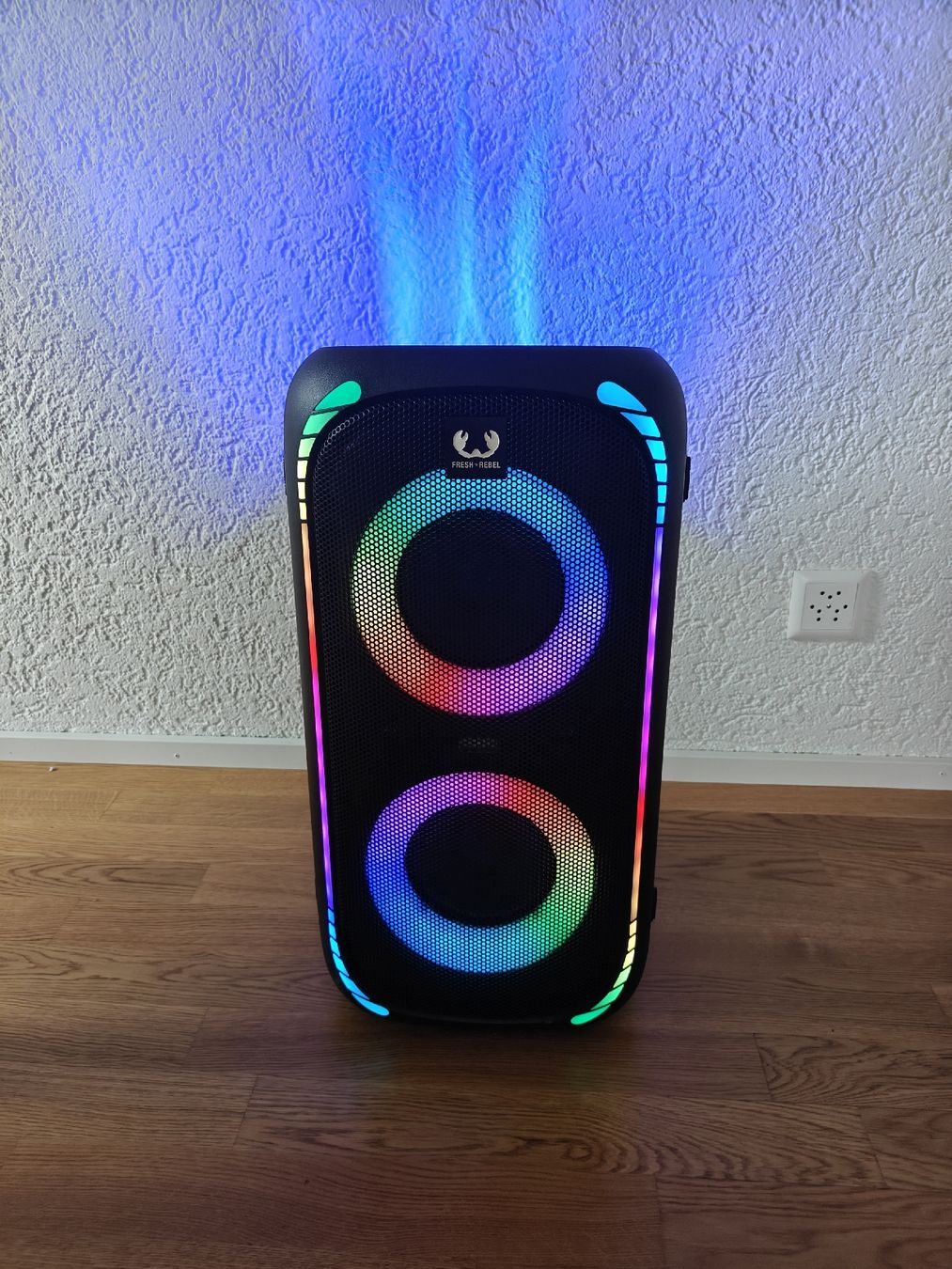 Casse acustiche: XXXL Partybox mit Lichteffekten & Bluetooth  – Nuovo (secondo la descrizione) da Marthalen venduto da Mifuso