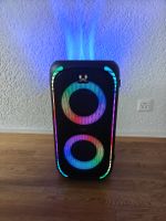 XXXL Partybox mit Lichteffekten & Bluetooth 