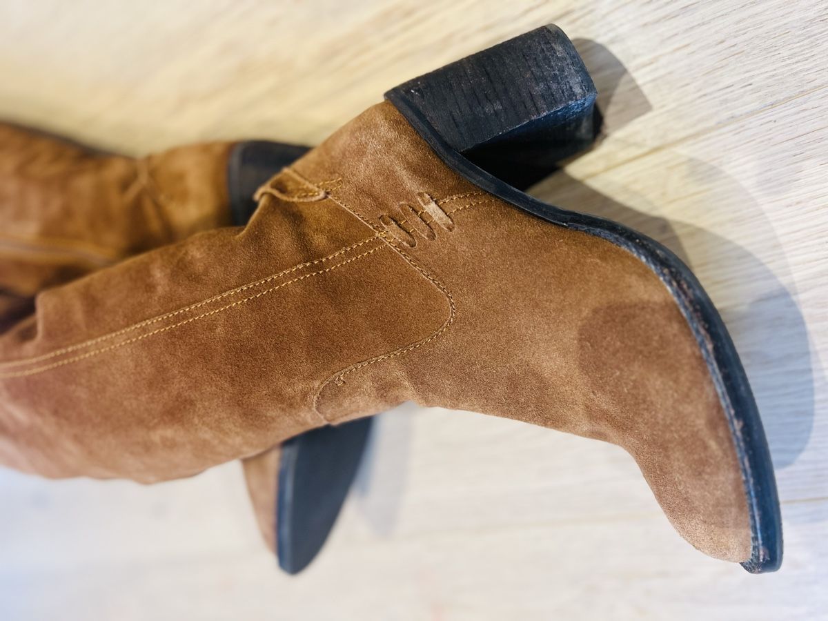 Scarpe da donna: Overknees in Wildlederoptik, Gr. 38 – Usato da Murten venduto da Rebelle_en_Style 3