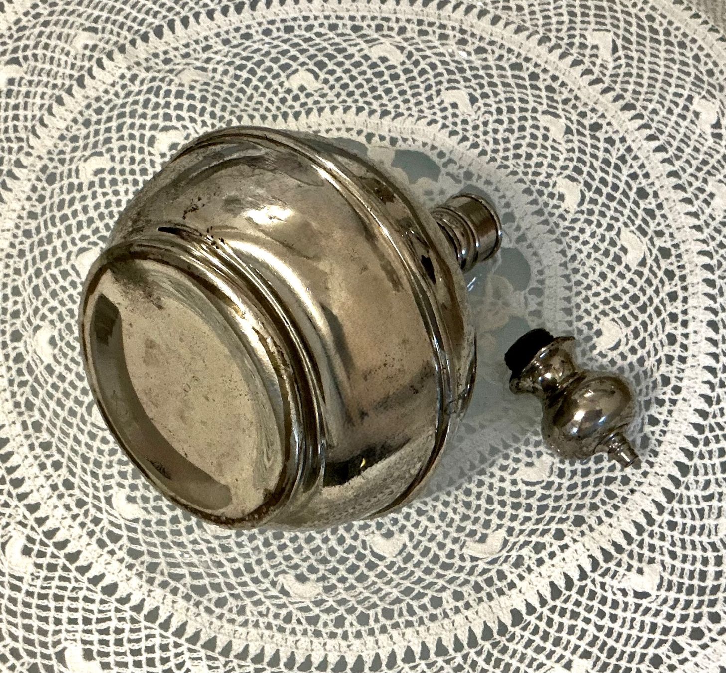 Flaschen: URALTE ROSENWASSER FLASCHE COIFFEUR 1920 – Gebraucht aus Zell LU von Silvermemory 2