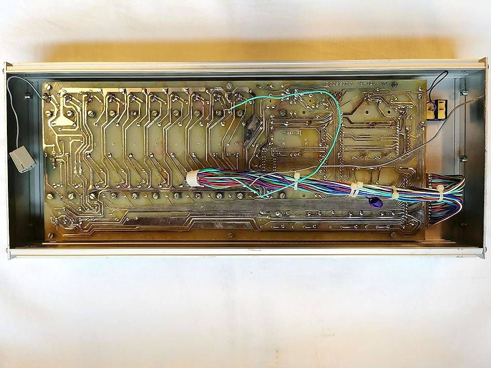 Console di mixaggio: UNITON MF-400 [ID 1136] – Usato da St. Gallen venduto da RR_SonicDesign 1
