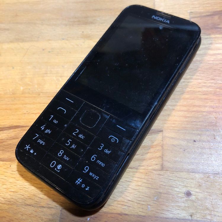 Nokia 225 (2G) Model RM-1012 (Defekt) in Hinterkappelen für CHF 4 – mit ...