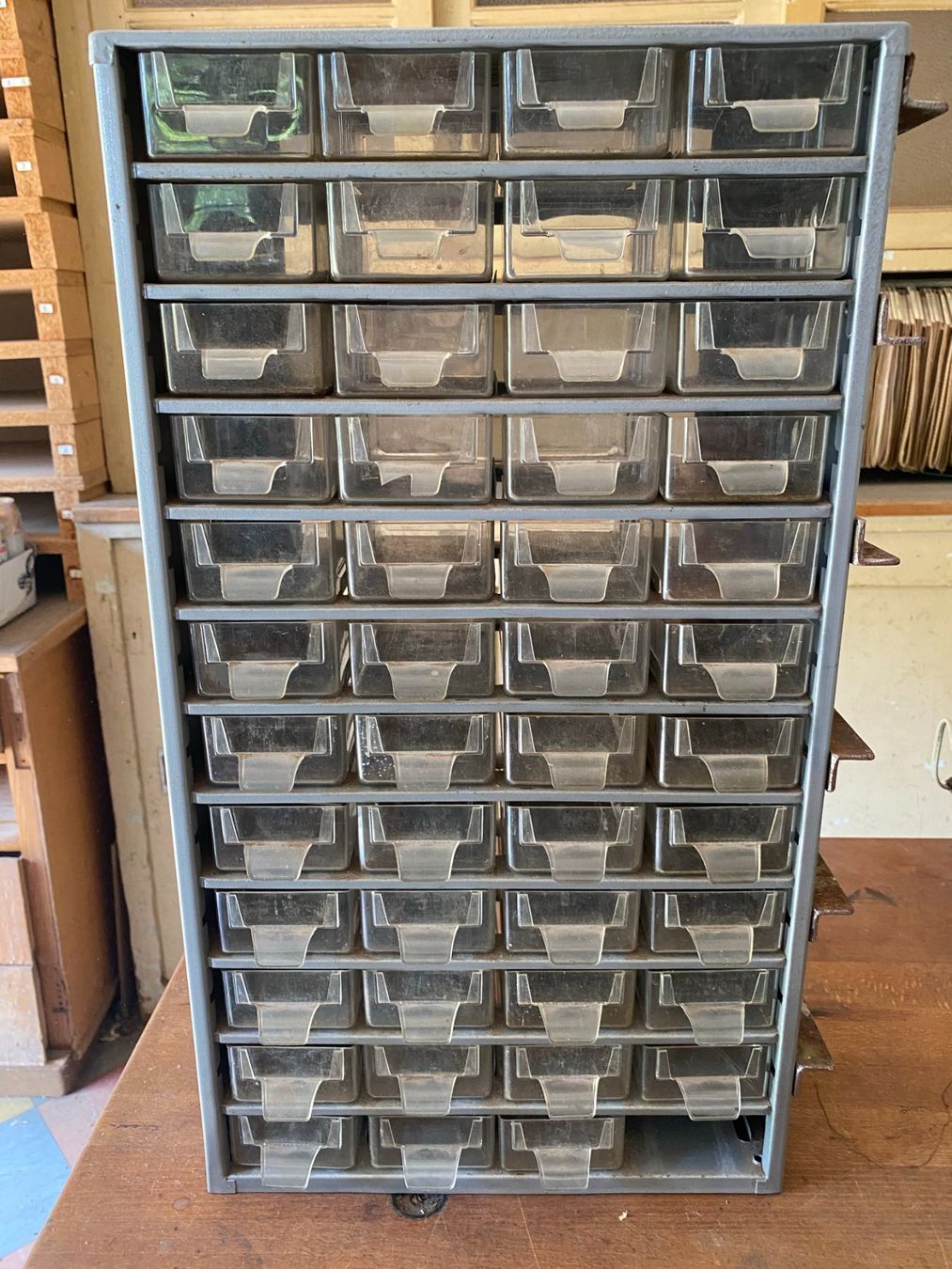 Raaco Systemes d'archivage: Raaco Kleinteilemagazin 48 Boxen – D'occasion à Kriessern par schwedenstahl_fan