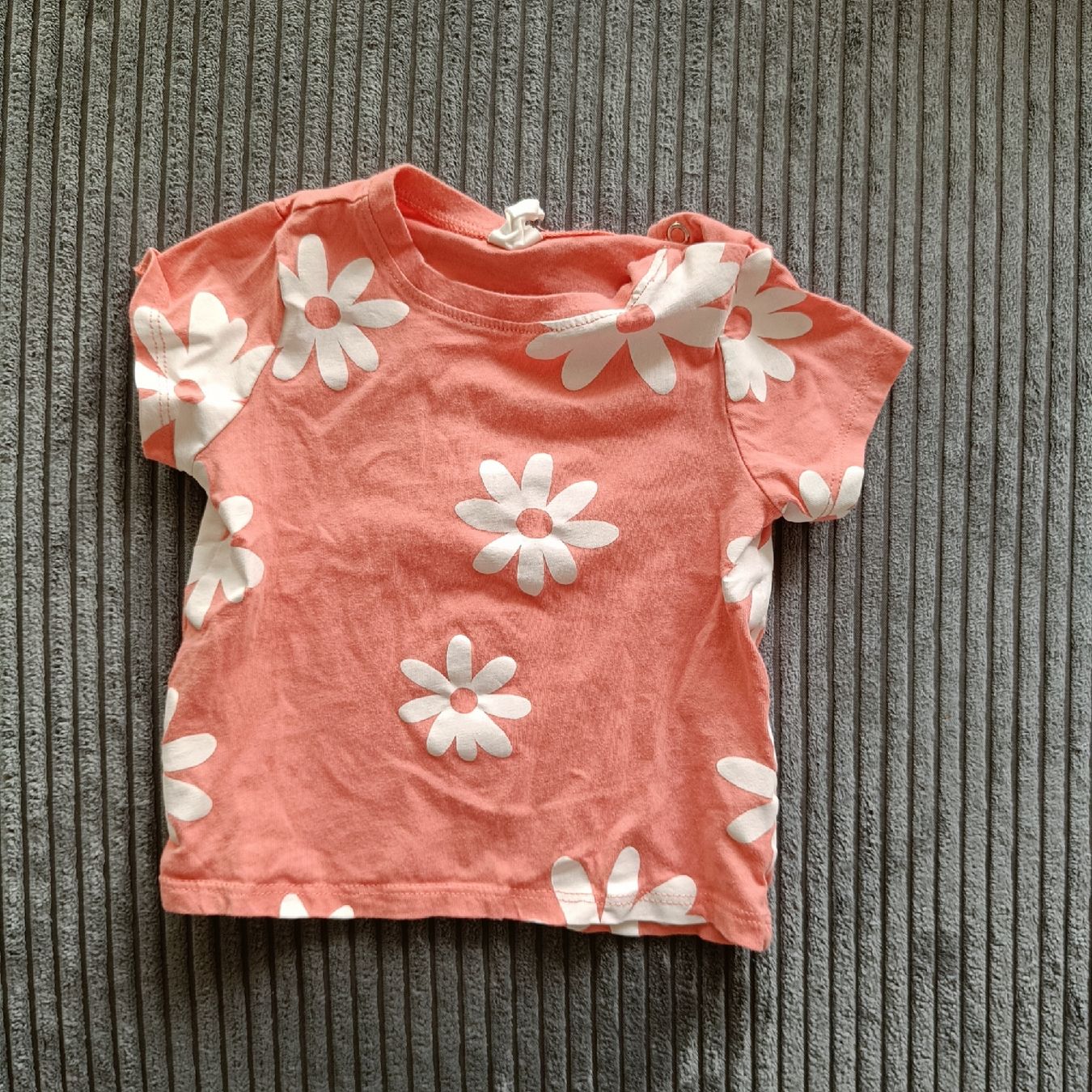 H&M Camicette, T-shirt & Top: T-Shirt Grösse 74 – Usato da Jaberg venduto da urig17.