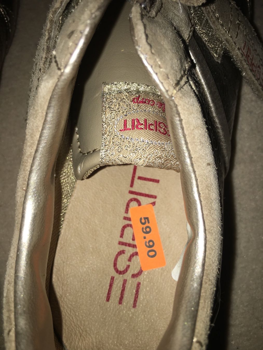 Esprit Damenschuhe: ESPRIT Sneakers Gr. 37, Leder, beige/gold – Gebraucht aus Arni AG von Mimo007 6