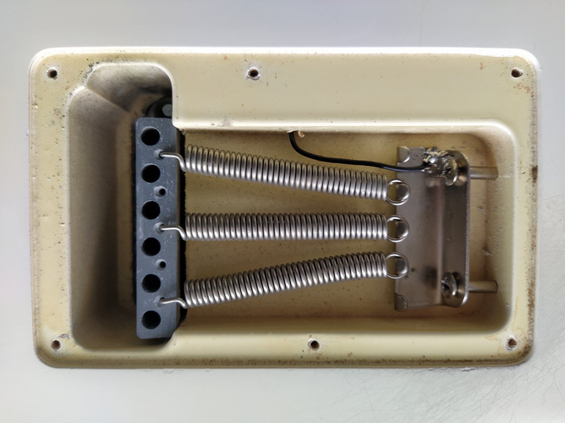 Fender Strumenti musicali: Fender Stratocaster MIJ – Usato da Alpthal venduto da N--K 9