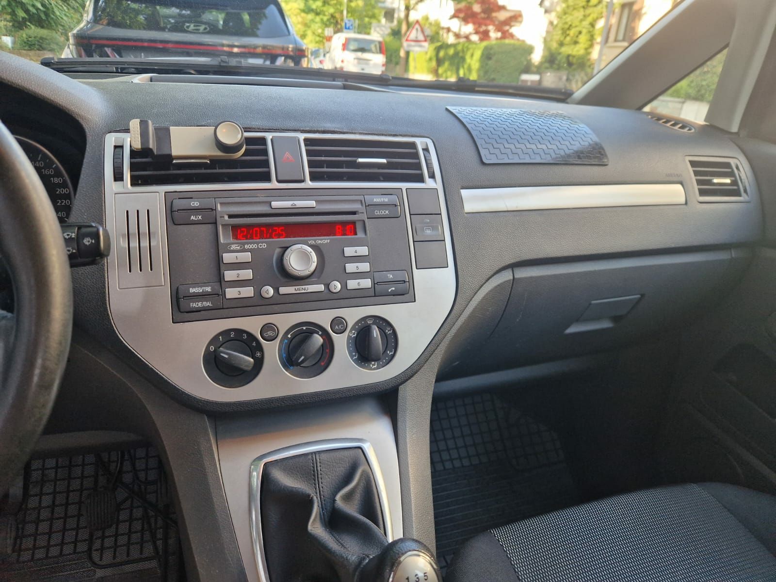 Ford Autos: Ford Focus C-Max 2.0i 16V – Neu (gemäss Beschreibung) aus Zürich von zara34 4