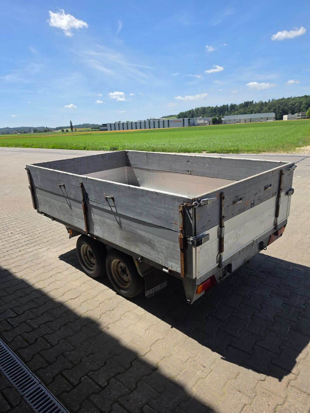 Remorques: Sachentransportanhänger Schwarz – D'occasion à Roggwil BE par webl07 1