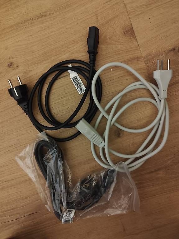 Câbles: Diverse Kabel / HDMI / Stromkabel PC – D'occasion à Sachseln par jas_ch 3