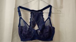 Triumph BH blau mit Spitze Racerback guter Zustand