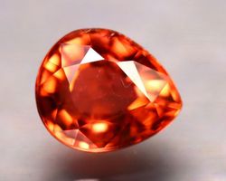 TURMALIN Edelstein geschliffen 1.36ct