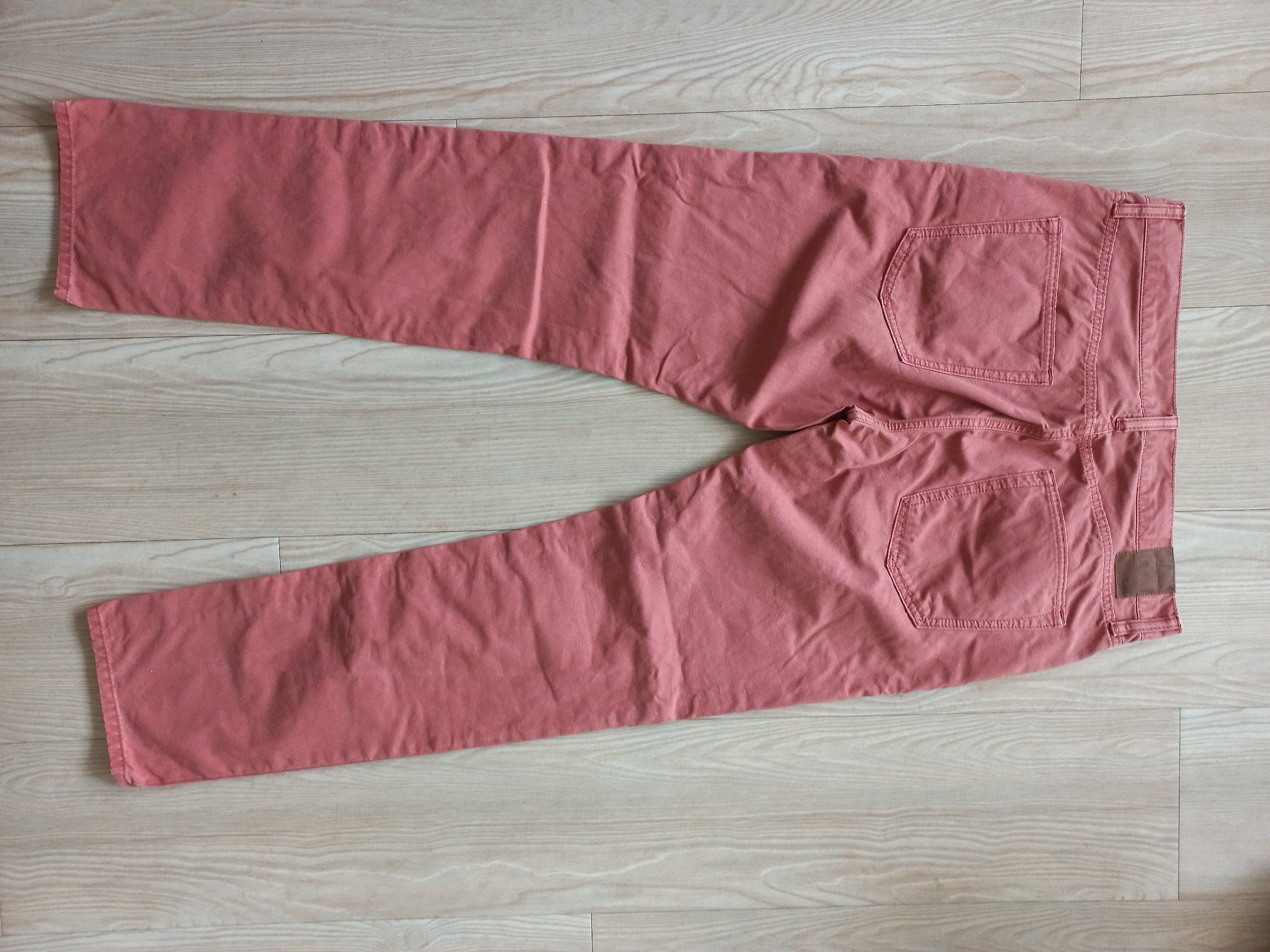 Gap Pantaloni: 3 pantalon GAP – Usato da Châtelaine venduto da ing_mb6r 3