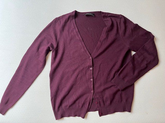 Anna Field Giacche: Feinstrickjacke Aubergine, Grösse S – Nuovo (secondo la descrizione) da Zürich venduto da faustdick