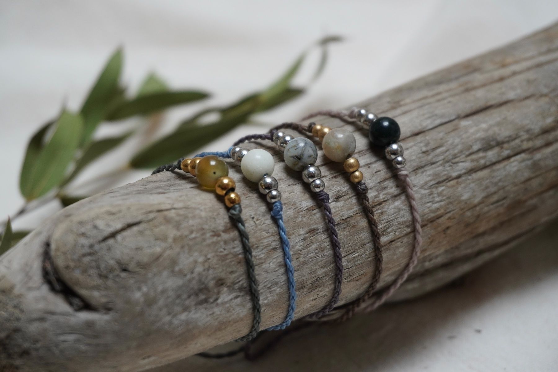 Bracciali & Braccialetti: serina - Makramee Armband - Personalisierbar – Nuovo (secondo la descrizione) da Heerbrugg venduto da R.St27