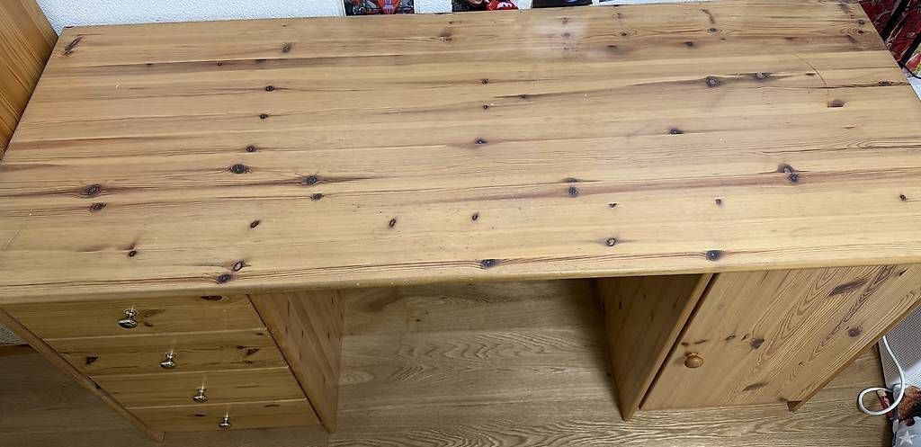 Bureaux: Holz- Schreibtisch – D'occasion à Möhlin par svd_r8h5 1