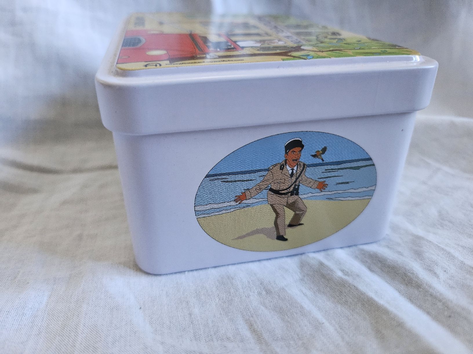 Behälter & Ähnliches: boite a biscuits vide le gendarme a St-Tropez – Gebraucht aus La Joux FR von car_ck96 4