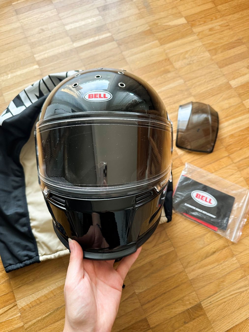 Bell Caschi & visiere: Bell Eliminator Solid Motorradhelm Gr. S (55-56) - fast NEU – Nuovo (secondo la descrizione) da Zürich venduto da gui_qm8f 1
