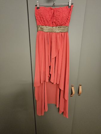 Très belle robe bustier