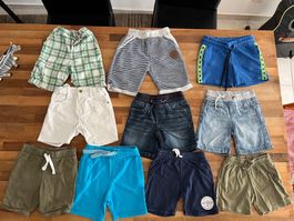 Zehn Shorts in gutem Zustand