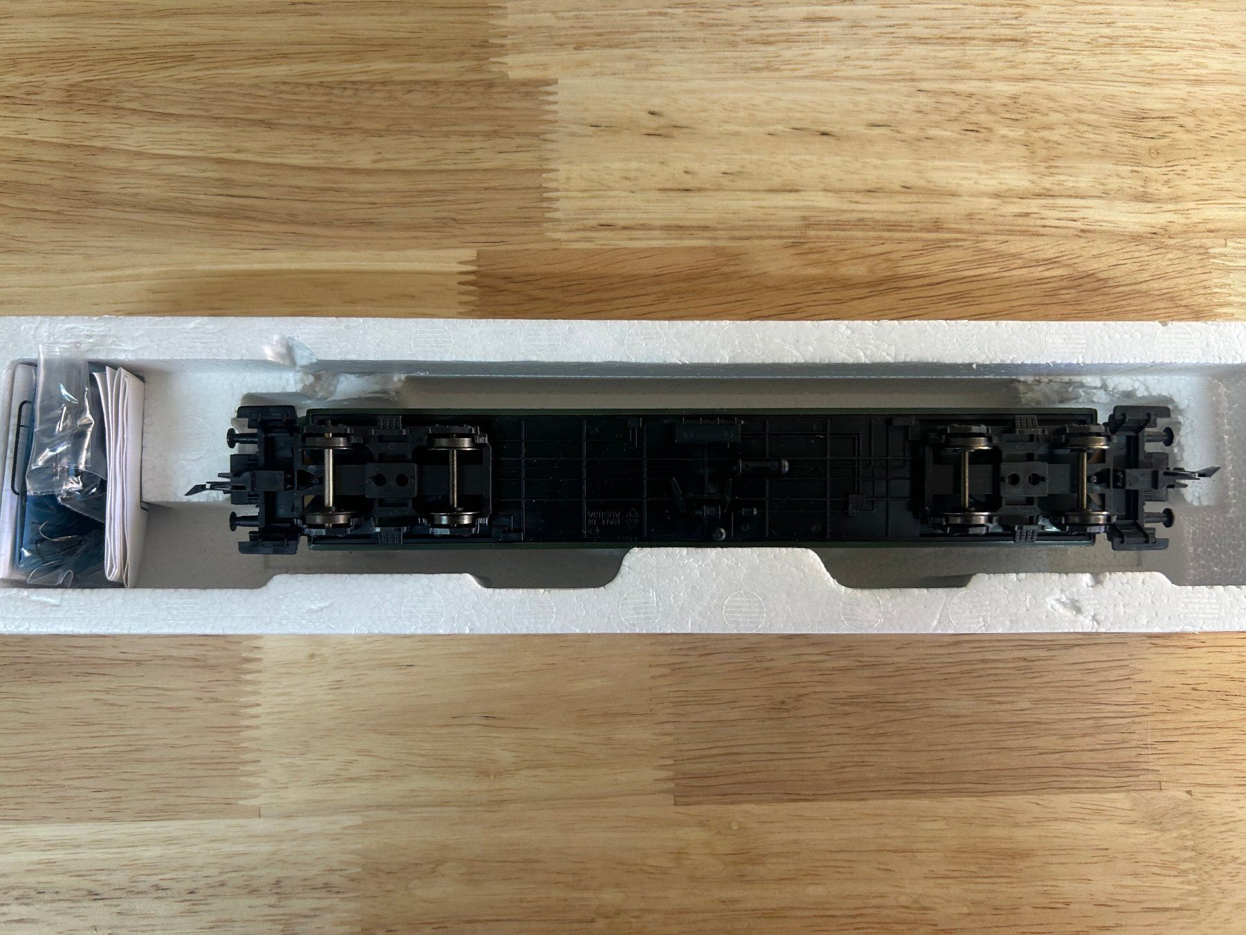 Roco Modelleisenbahnen: Roco Stahlwagen 2. Klasse – Gebraucht aus Oberhasli von Eppe0 3