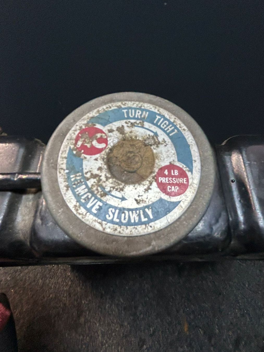 Ford Tutti pezzi di ricambio auto: Occ. Wasserkühler Ford V8 Flathead – Usato da Niederdorf venduto da St170 2