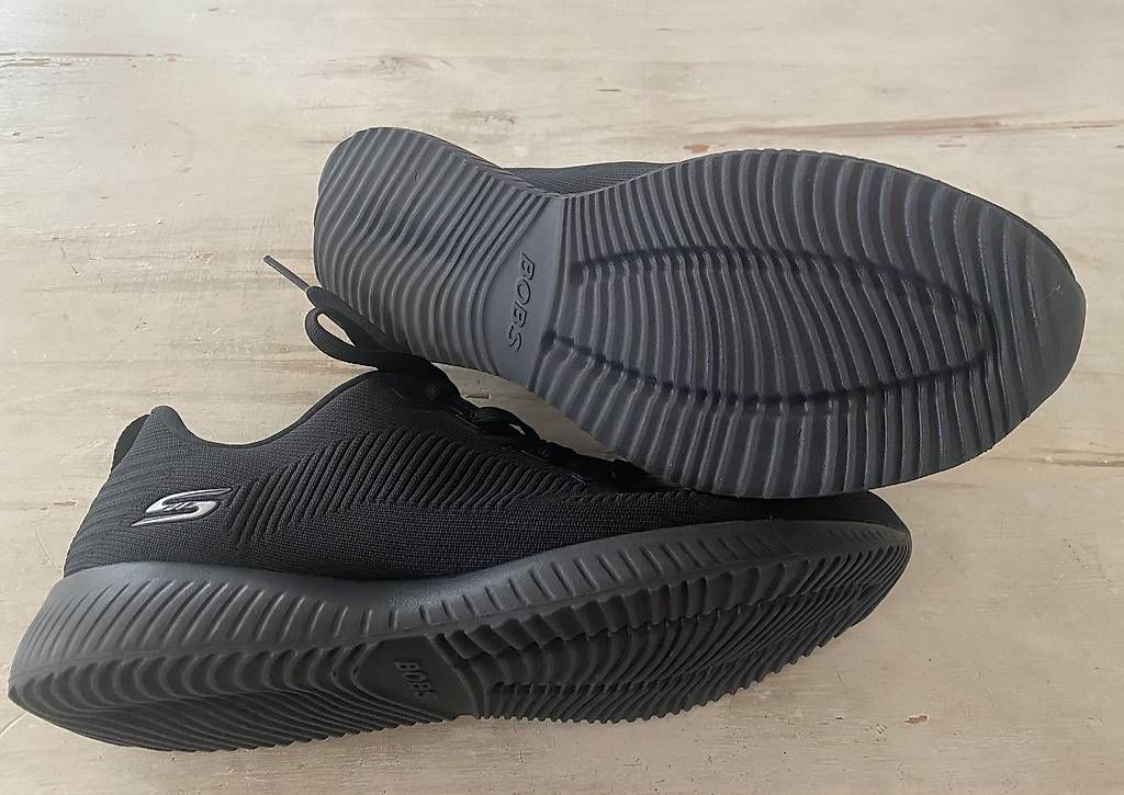 Skechers Damenschuhe: Sneaker von Sketchers Gr. 38.5 – Neu (gemäss Beschreibung) aus Rafz von Schnaeppchen56 1