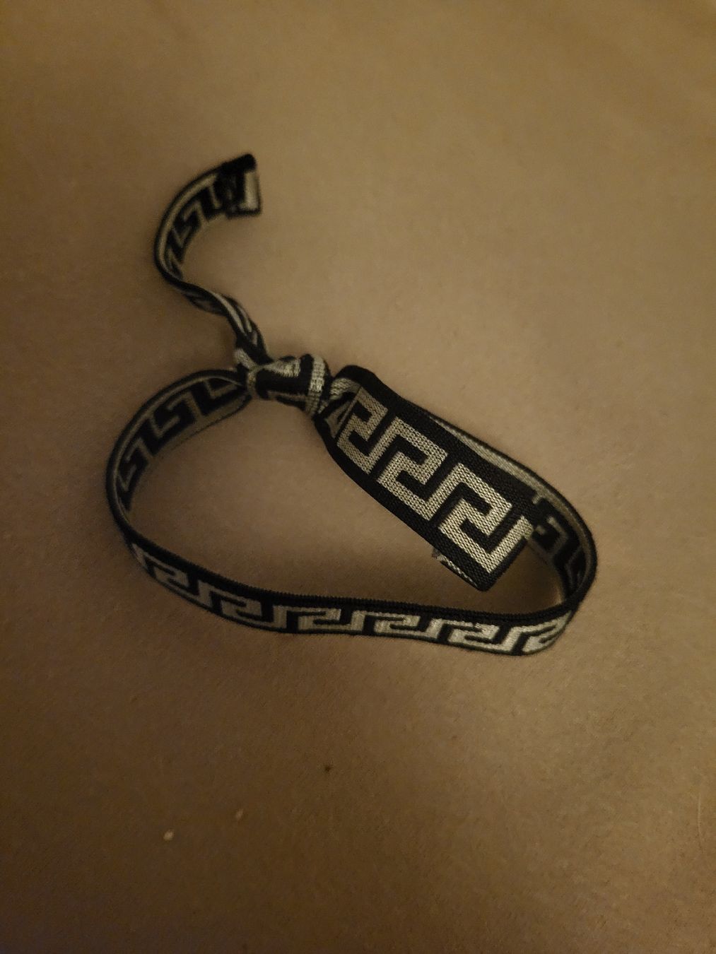 Versace Bracciali & Braccialetti: bracelet en tissu versace – Nuovo (secondo la descrizione) da Troistorrents venduto da ami_mzq5