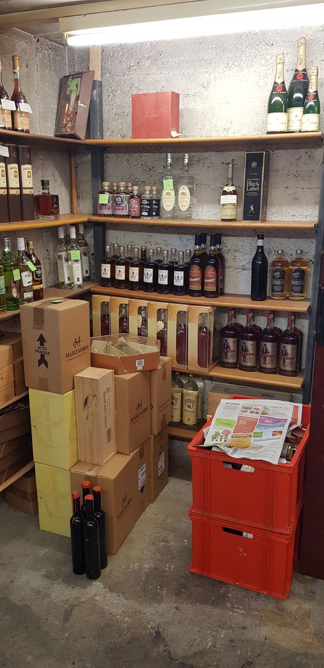 Scaffali: Lot Whisky Regale – Usato da Schöftland venduto da Topdeal4 3