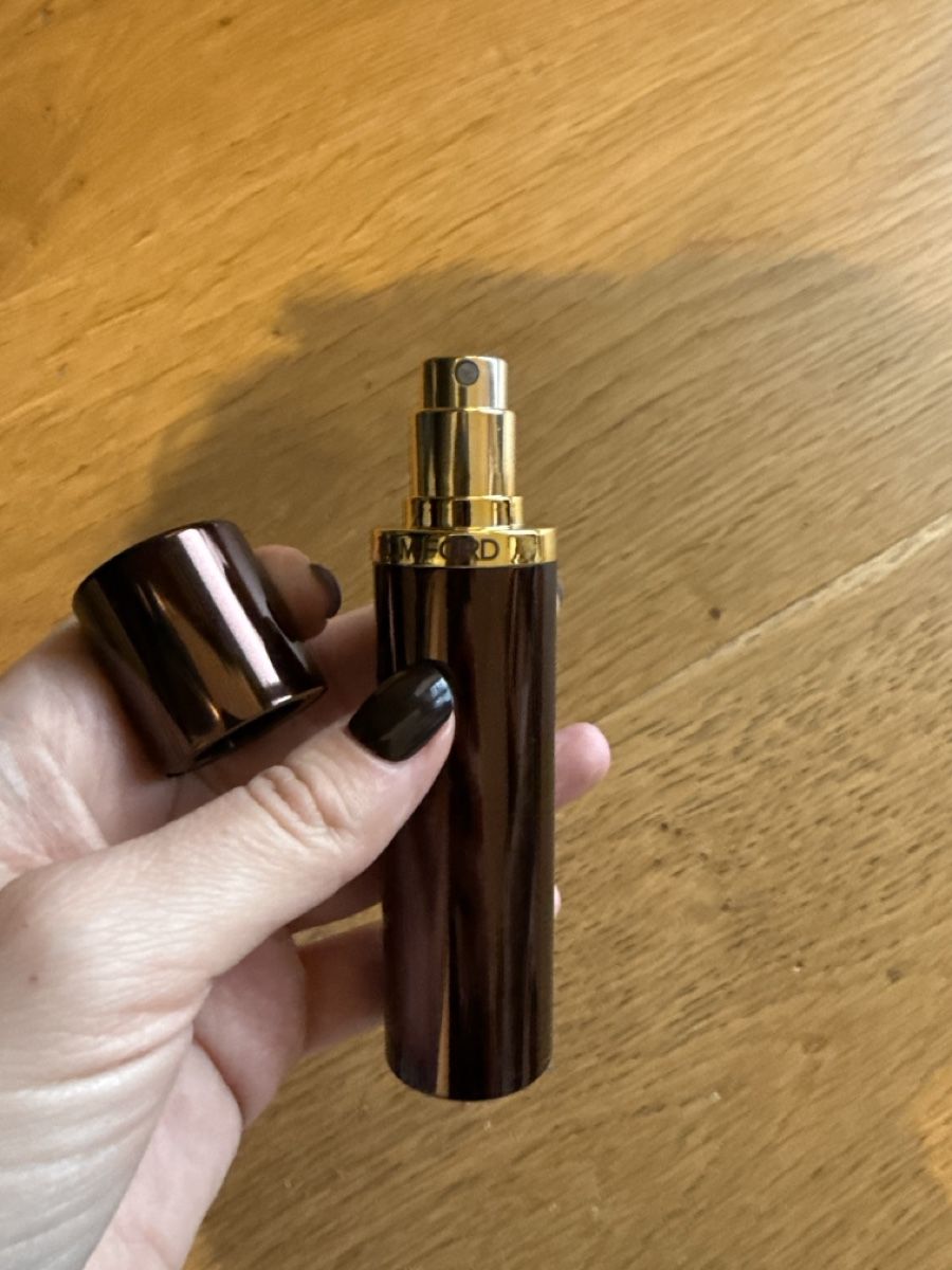Tom Ford Profumi & Eau de Toilette: Tom Ford ebene  fume Refillable Travel Atomizer – Nuovo (secondo la descrizione) da St-Gingolph venduto da Ynatka 1
