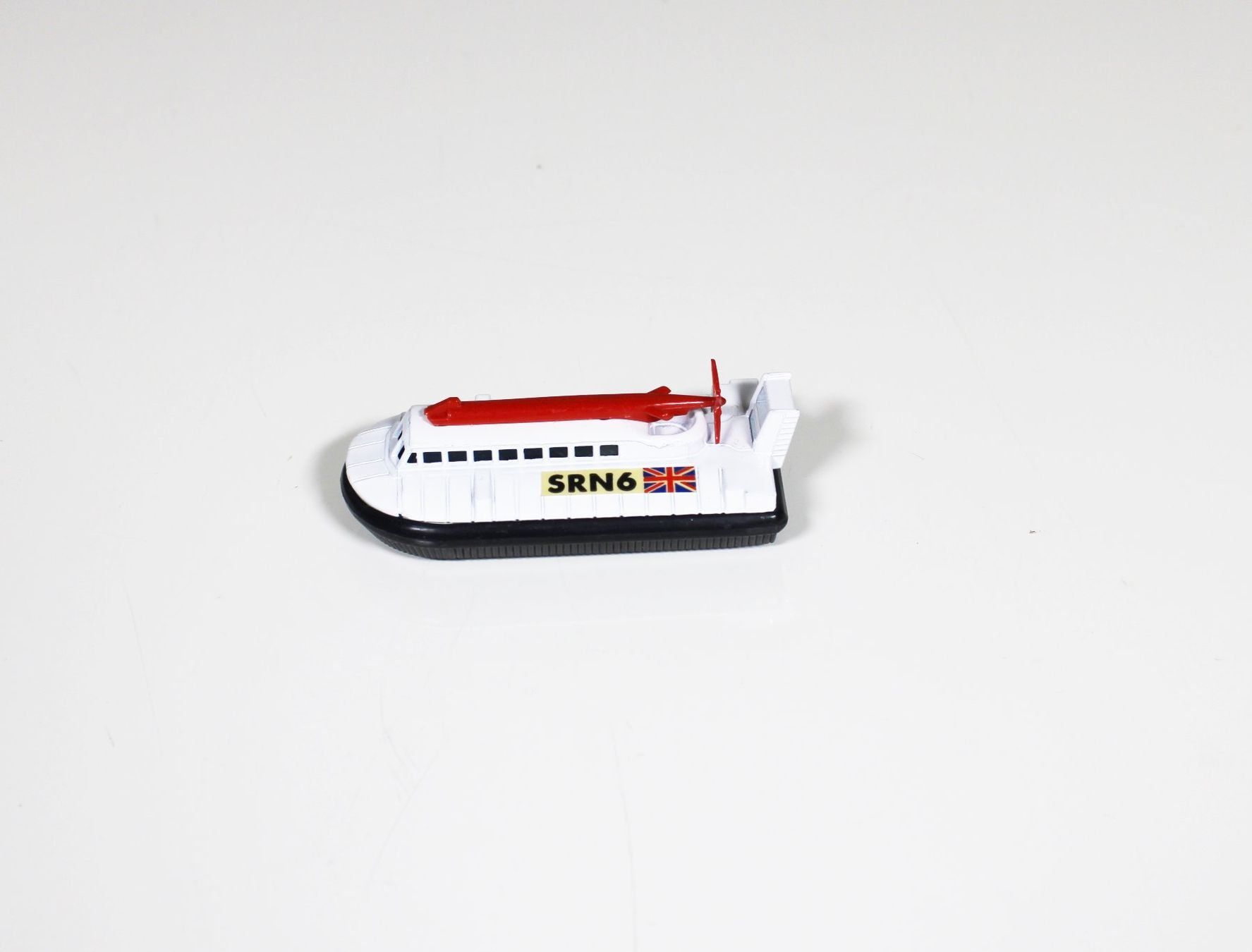 Matchbox Modellini d'auto: Matchbox Superfast HOVERCRAFT Nr. 72 von 1972 – Usato da Brüttisellen venduto da Collector-Corner 1
