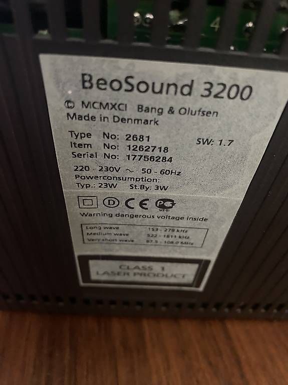 Bang & Olufsen Sistemi audio & multimediali: Bang & Olufsen Beosound 3200 – Usato da Buchs Ag venduto da slj_hbb7 3