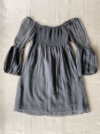 ZARA Damenkleid aus 100% Seide - Größe EUR M (neu)