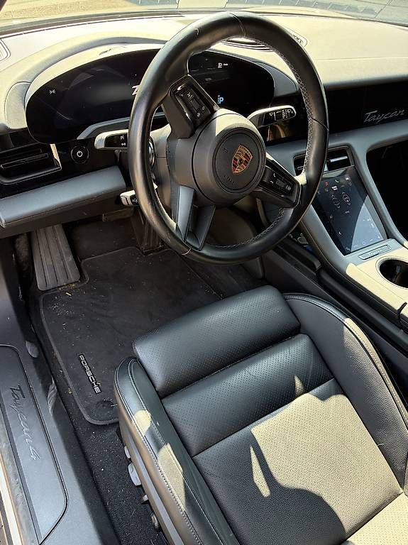 Autos: Porsche Taycan 4 Cross Turismo mit Porsche Garantie – D'occasion à Gümligen par 55_44 3