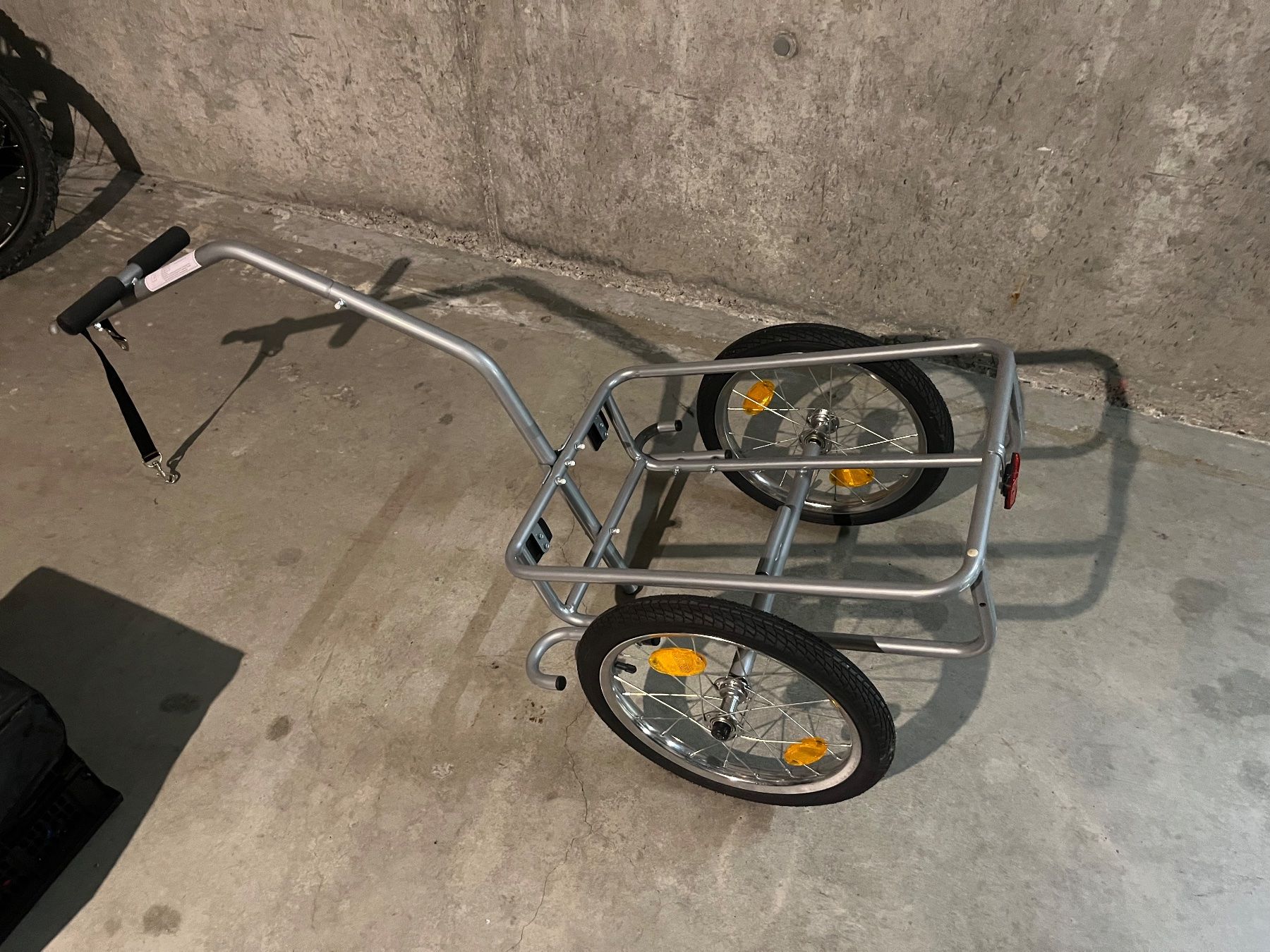 Rimorchi: Veloanhänger – Usato da Sargans venduto da Rhenus33 2