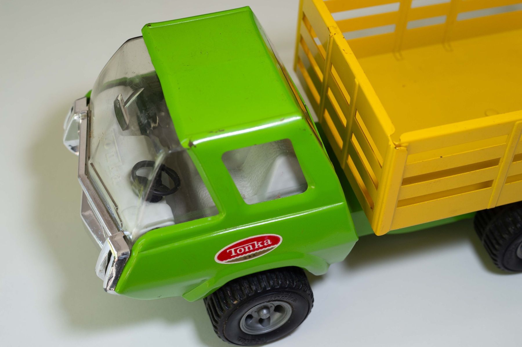 Tonka Giocattoli: Tonka Kipplaster / Heuwagen – Usato da Schwerzenbach venduto da floridan 2